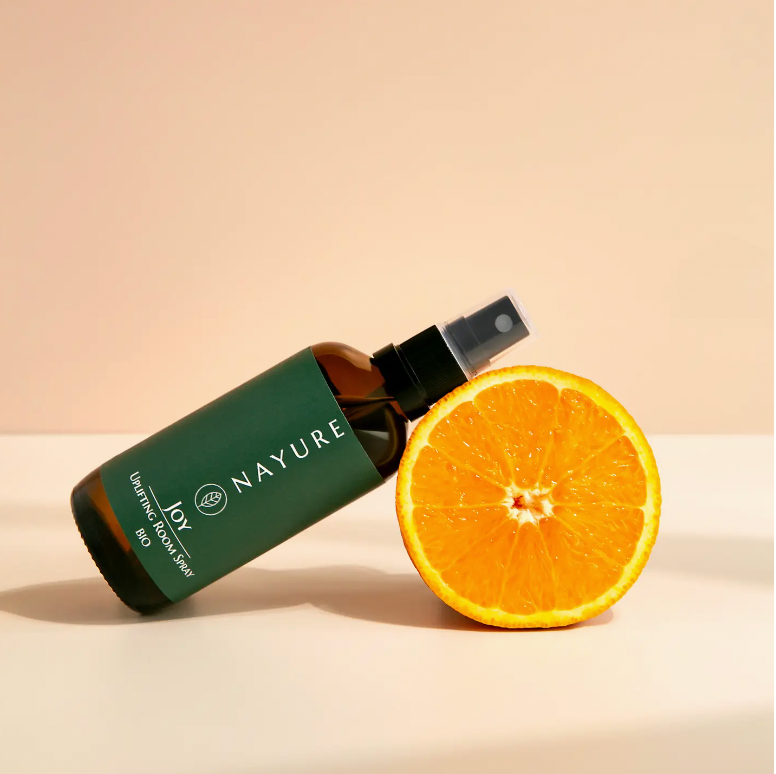 Nayure eterisk naturlig romspray - Front bilde på siden